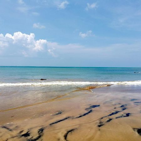 Phoenix Beach Resort Канниякумари Экстерьер фото